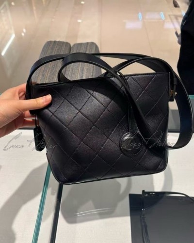 CC Bucket bag