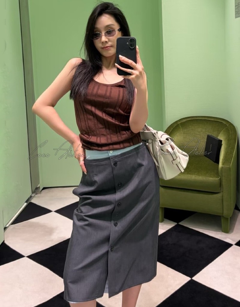 PR sleeveless knit