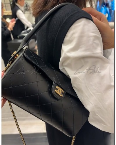 26A Chain Handle Bowling Bag