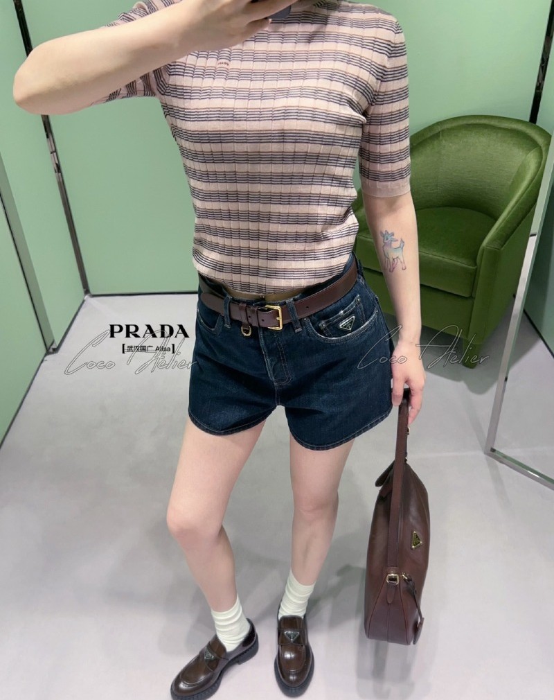 PR triangle logo shorts