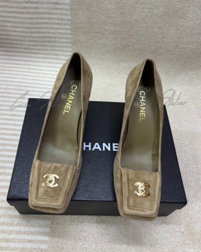 CC Pumps heel