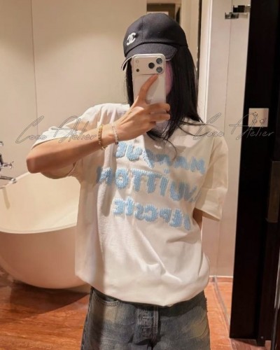 LV Unisex embroidered T-shirt