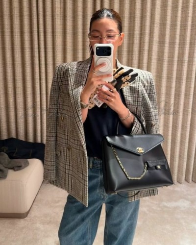 26B Handle Flap Bag