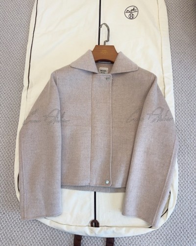 HE Cashmere jacket