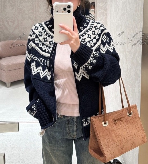 CD New Knit Zip-up
