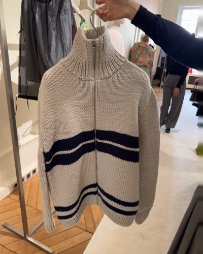 PR Knit Zip-up