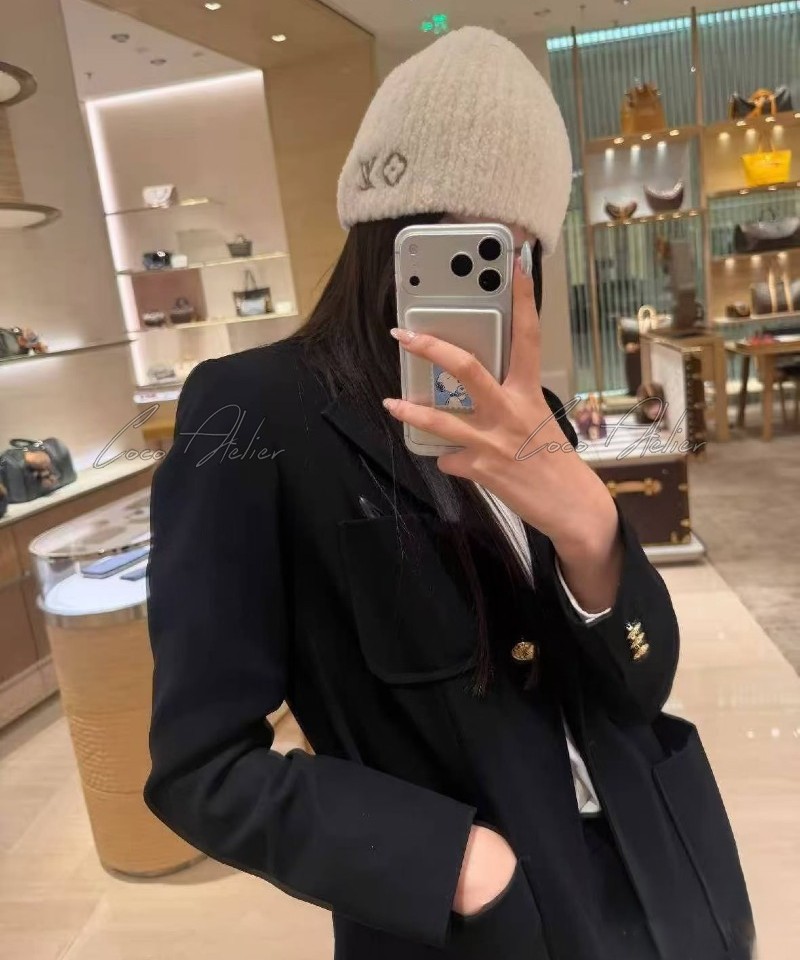 LV beanie